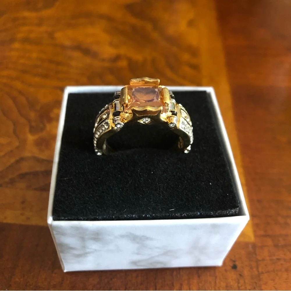 Men’s fashionable faceted champagne stone gold metal gentleman band ring NWT 12